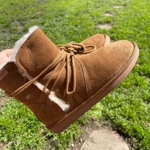 Minnetonka boots